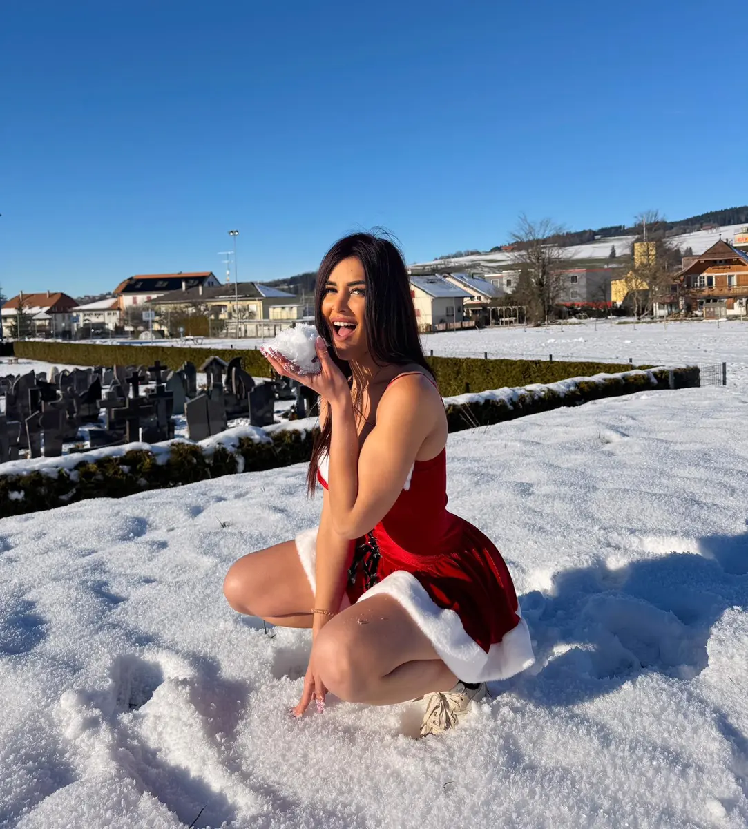 Адриана escort in Perm