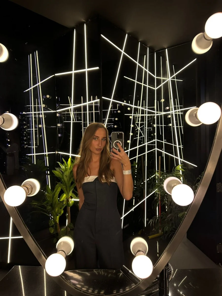 Анна escort in Perm