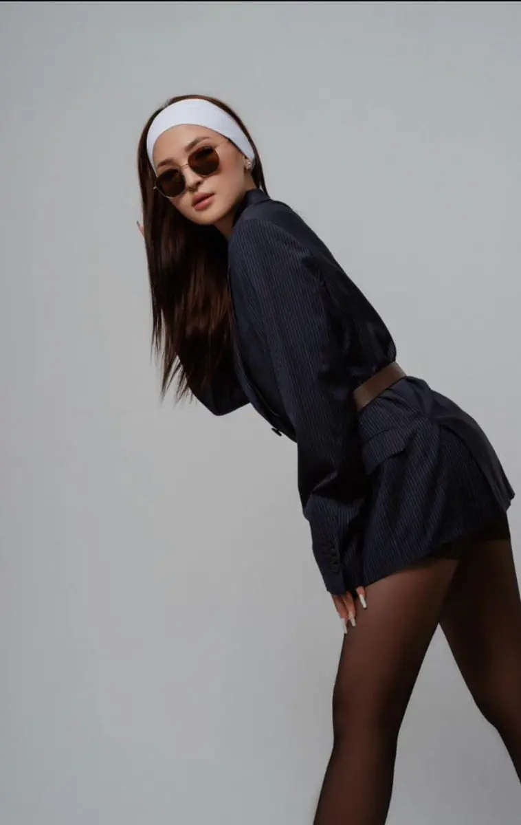 Дженни escort in Perm