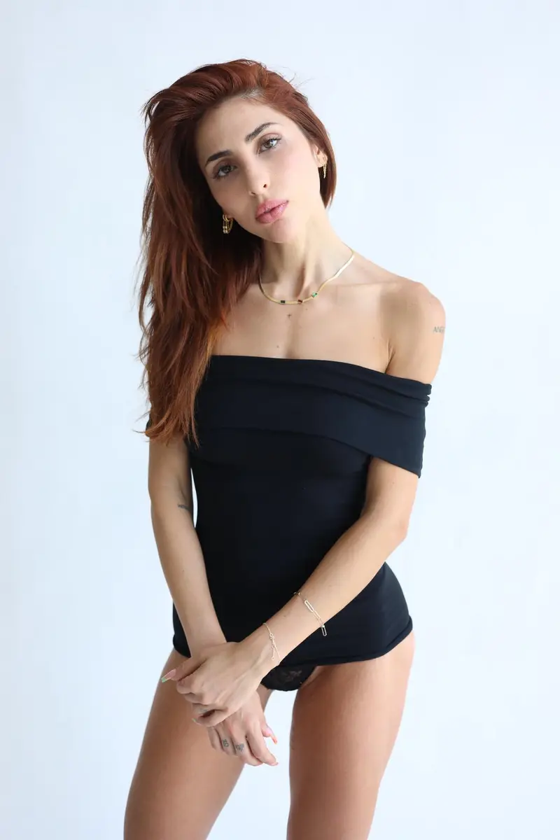 Изабелла escort in Perm