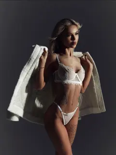 Кари escort in Perm