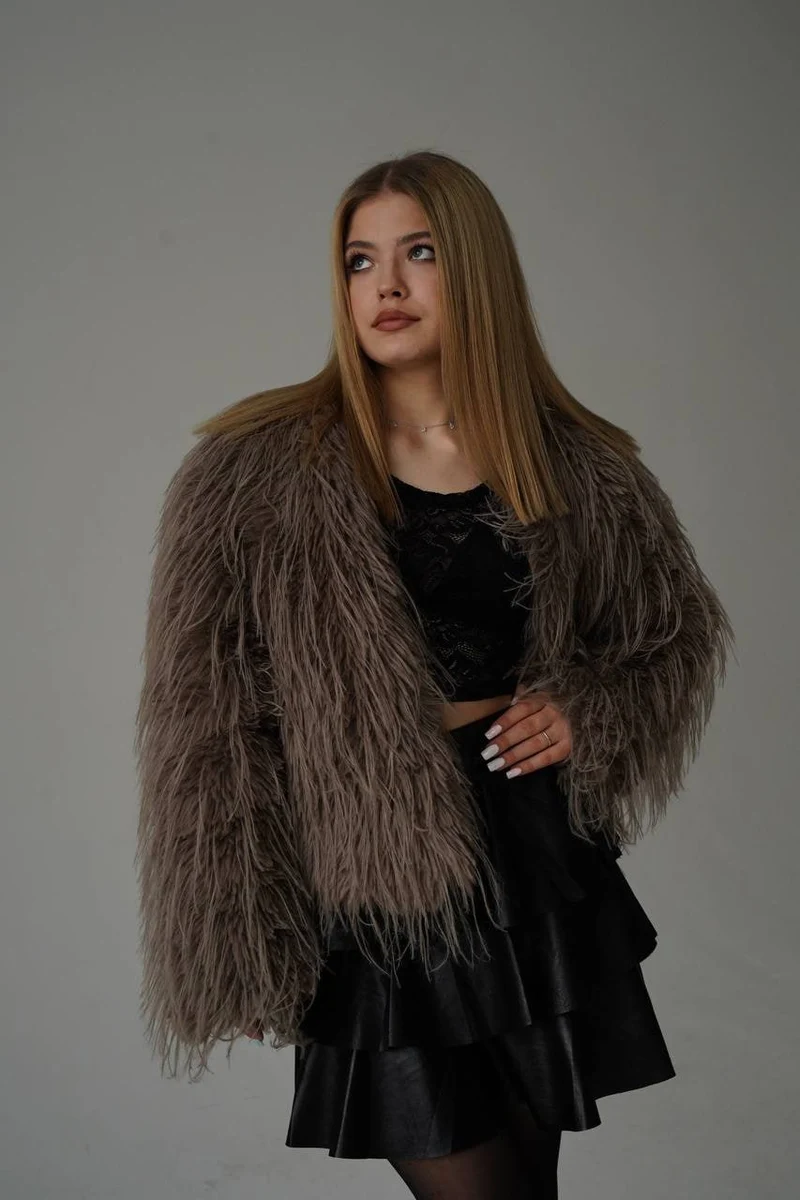 Кэролайн escort in Perm
