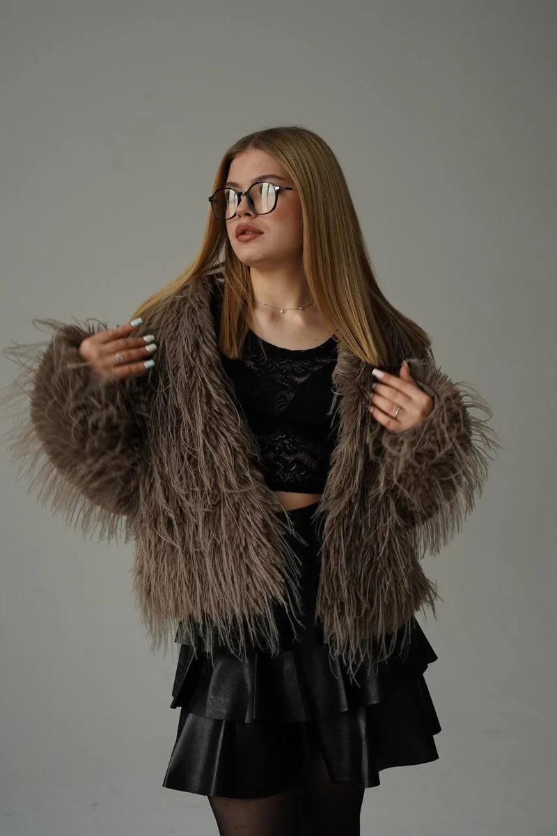 Кэролайн escort in Perm