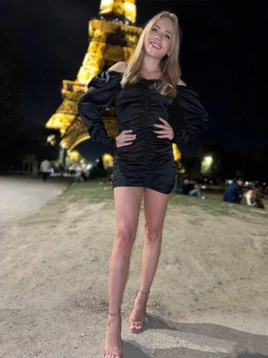 Кристен escort in Perm