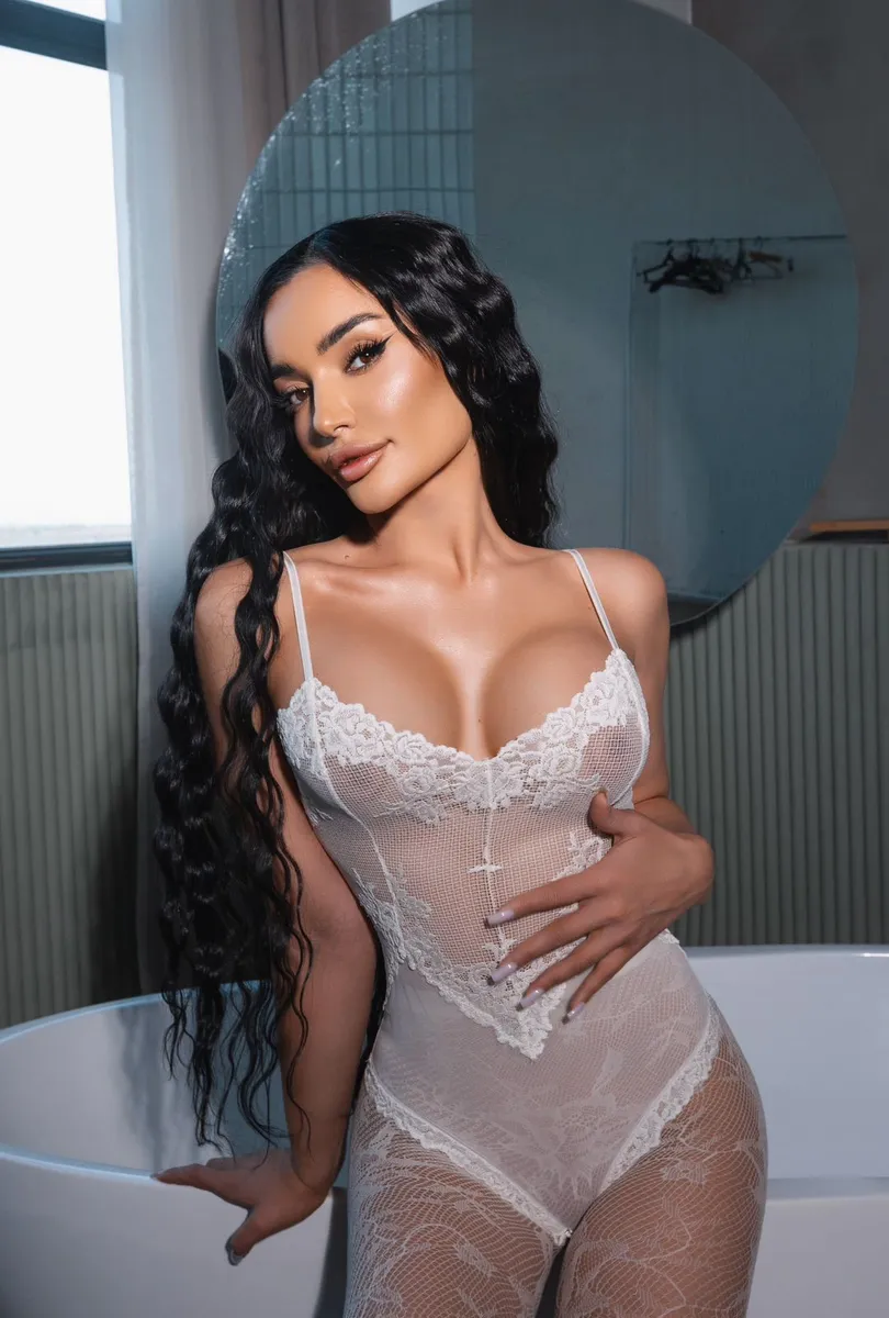 Лана escort in Perm