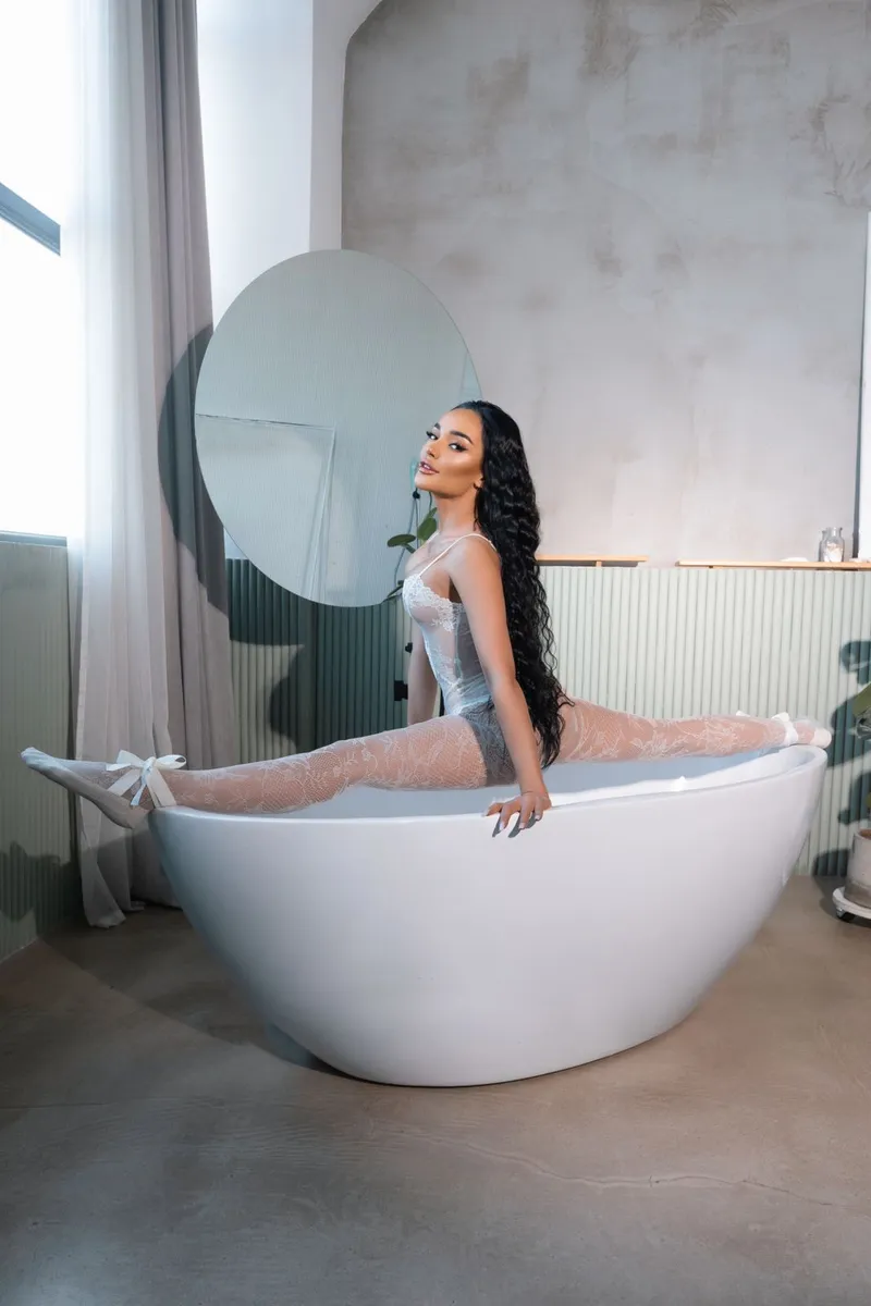 Лана escort in Perm