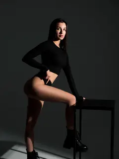 Лиза escort in Perm