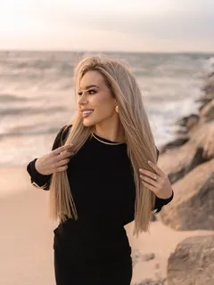 Лорена escort in Perm