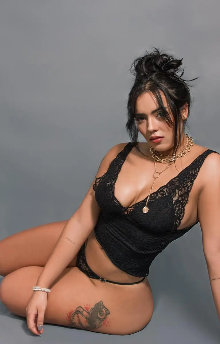 Мелания escort in Perm