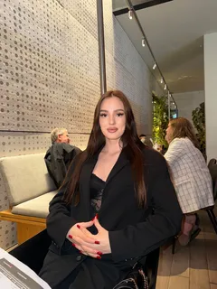 Молли escort in Perm