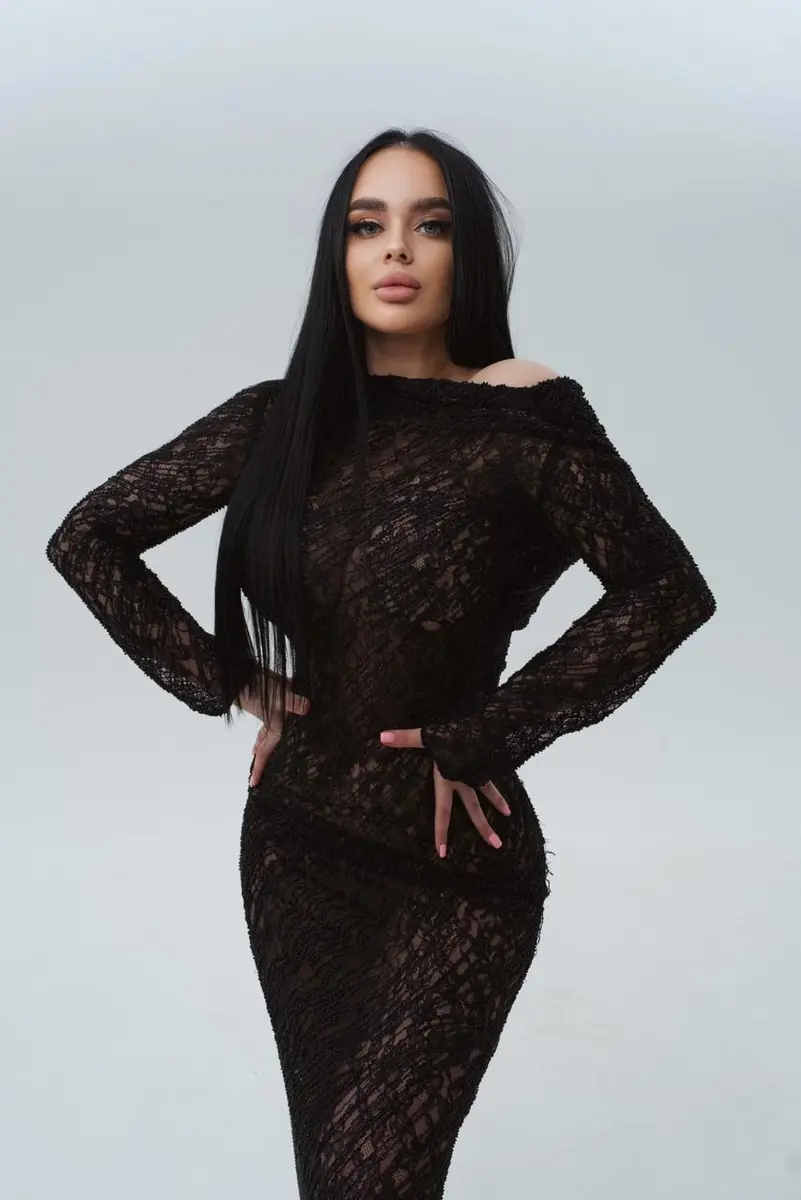 Монна escort in Perm