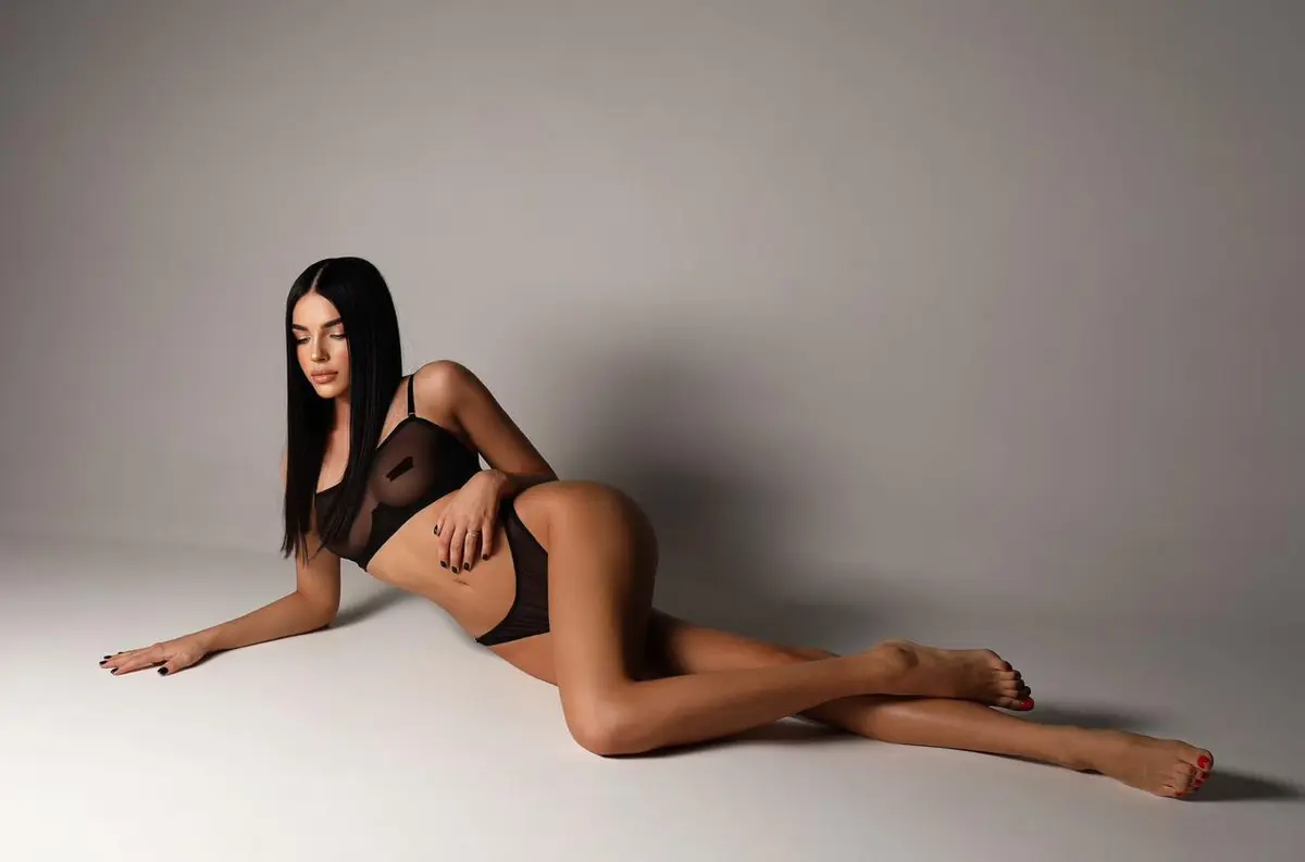 Настя escort in Perm