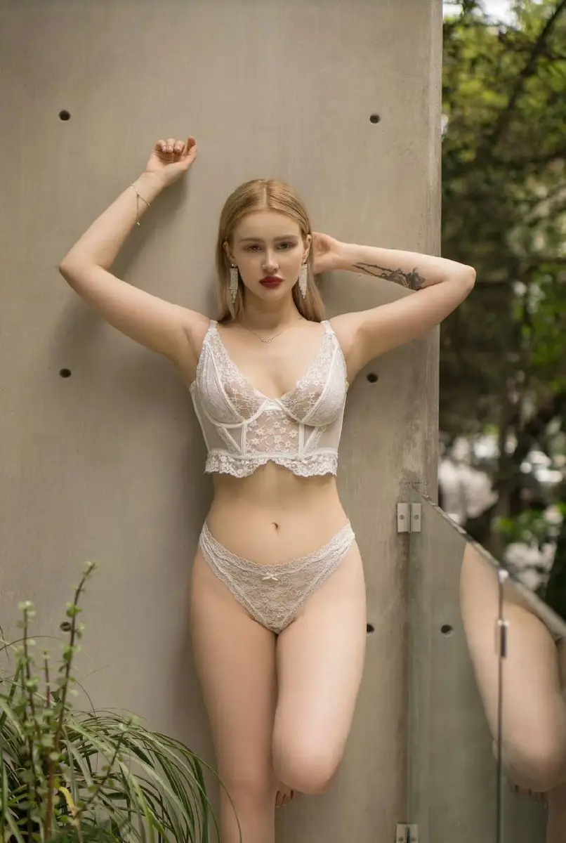 Ната escort in Perm