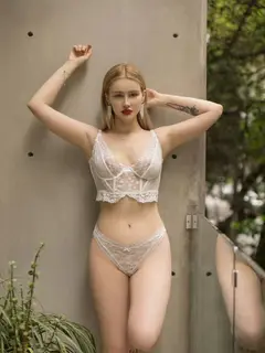 Ната escort in Perm