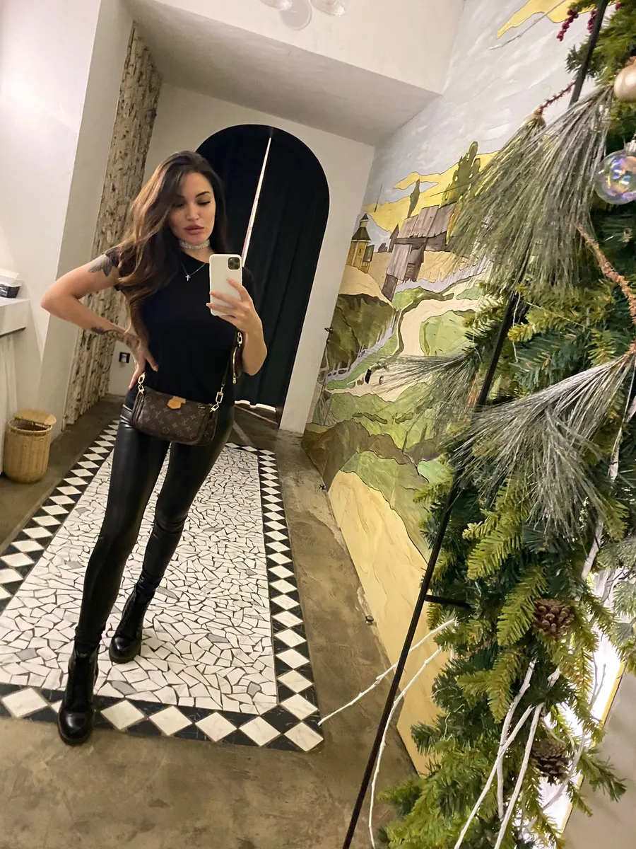 Нерия escort in Perm