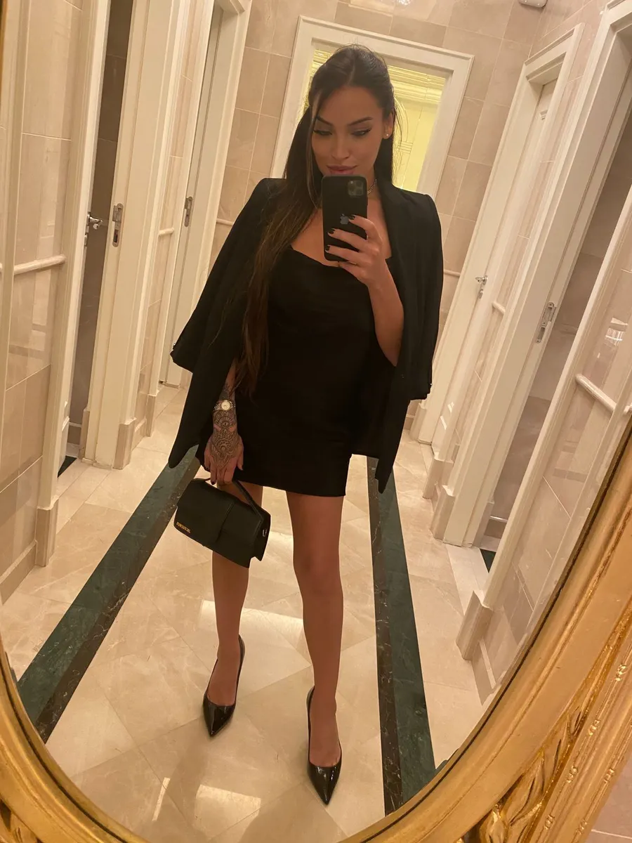 Нерия escort in Perm