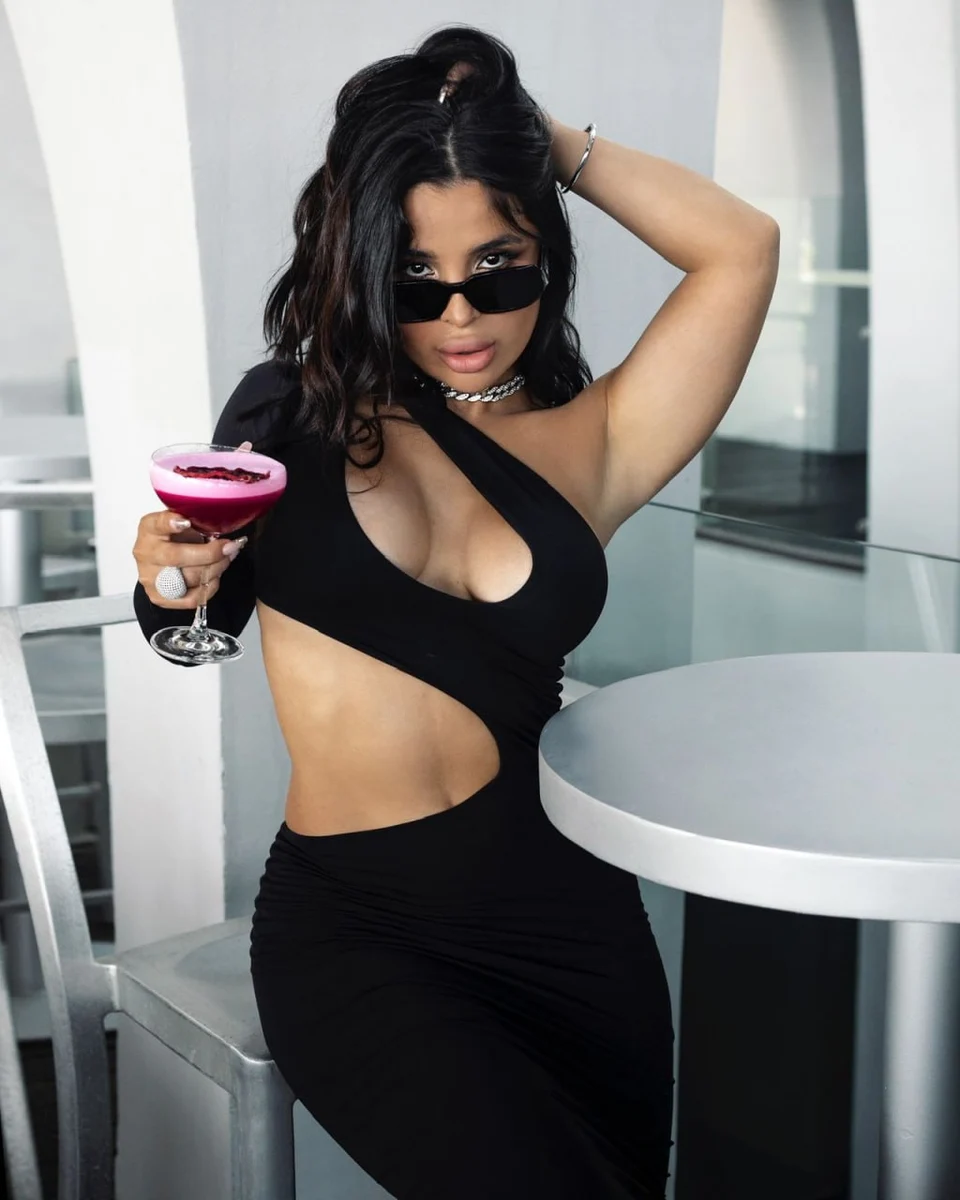 Несса escort in Perm