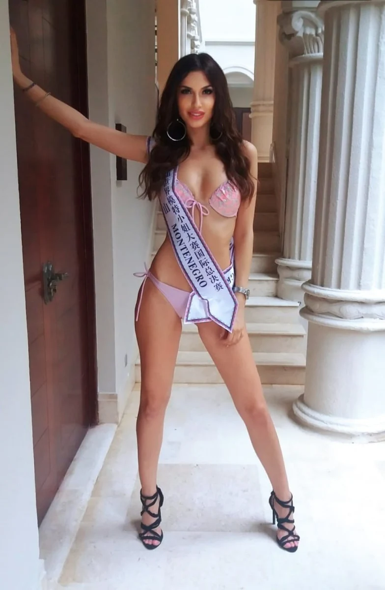 Нинель escort in Perm