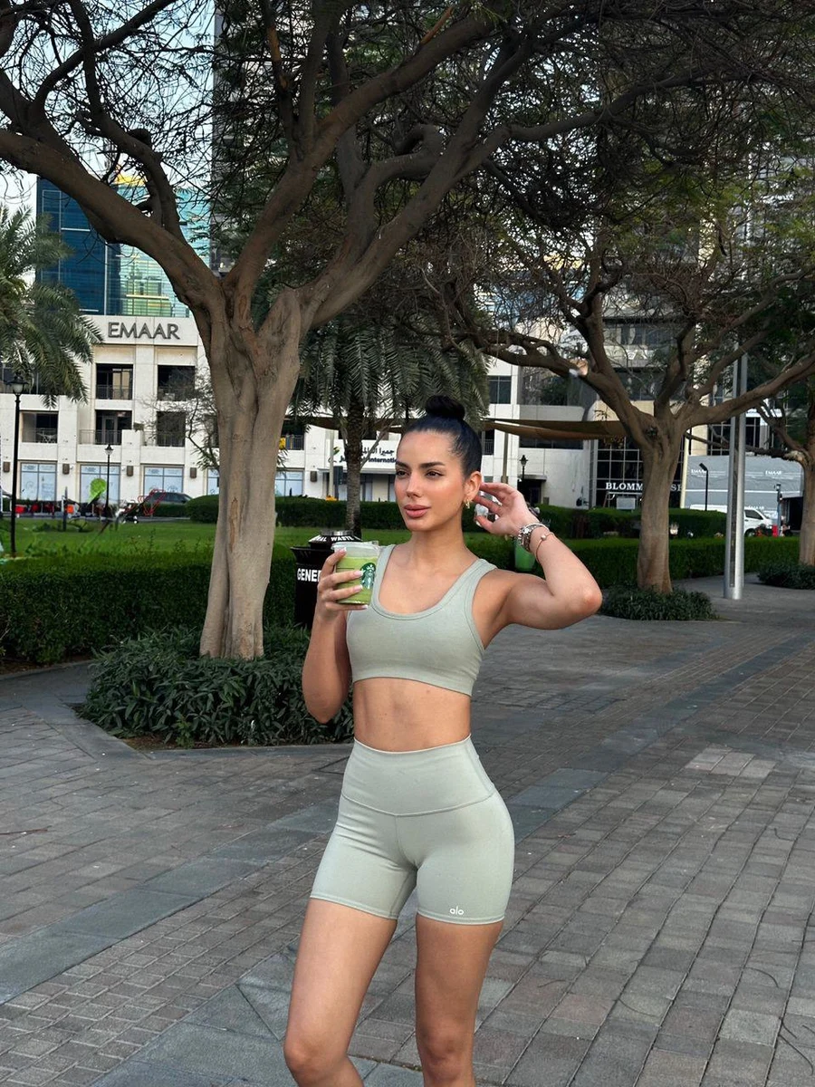 Зарина escort in Perm