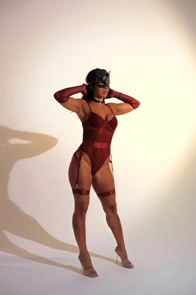 Зина escort in Perm