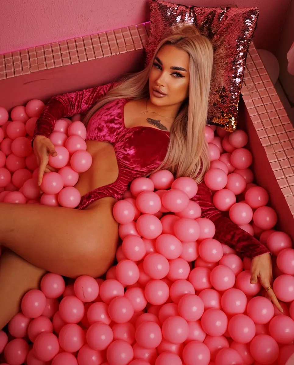 Златослава escort in Perm